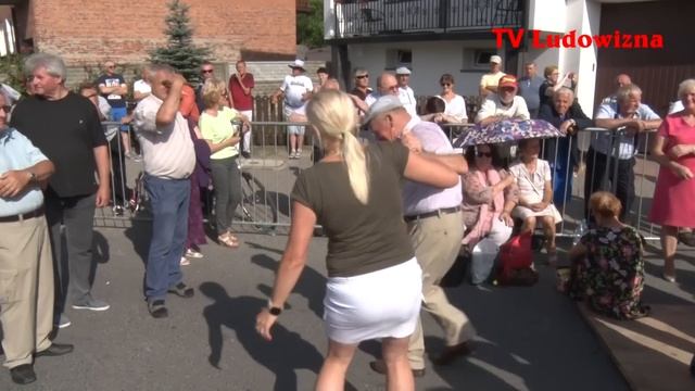 Odważna PARA opuściła DECHY ~Ten tancerz to ma FANTAZJĘ i potrzebował więcej PRZESTRZENI ! смотреть онлайн