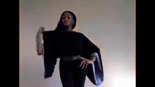 LONDON Платье трансформер смотреть онлайн