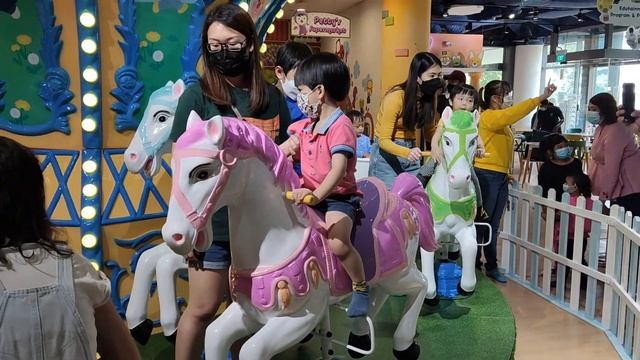 Fun In Pororo Park 2022 смотреть онлайн