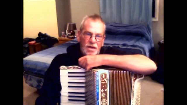 My 1926 Hohner Verdi ll accordion / by buskerjames смотреть онлайн