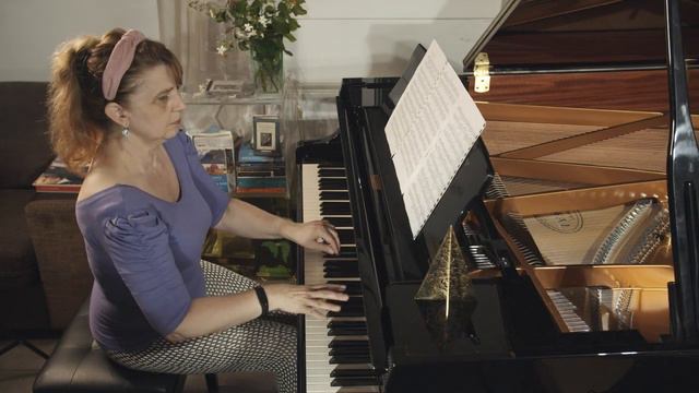 Nicolas Economou: Greek Dance from Kinderlaunen, played by Galina Dimova - Georgieva (piano) смотреть онлайн