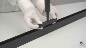 Установка светильника в накладной трек магнитной трековой системы Arte Lamp Instyle