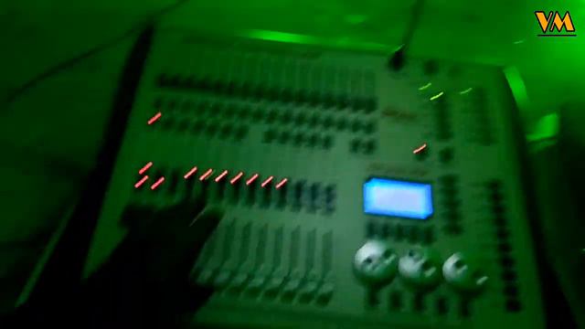 Stan mini pearl 1024 dmx controller 👍👍👍👍 смотреть онлайн