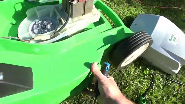 Газонокосилка. Садовая техника. VIKING ME 443. Ремонт и модернизация. После года эксплуатации. смотреть онлайн