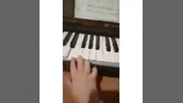 как играть песни из игры в кальмара смотреть онлайн