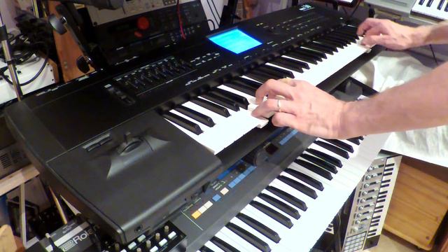 Korg i30 song Tuesday the 22nd 22.3.2022 смотреть онлайн