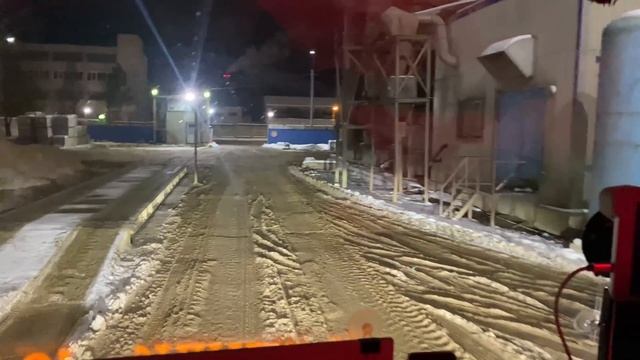 Крайний рейс в смене // Сдаю машину @Yurets_40rus смотреть онлайн