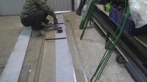 Грядка , парник своими руками ! Новая технология крепления плёнки !