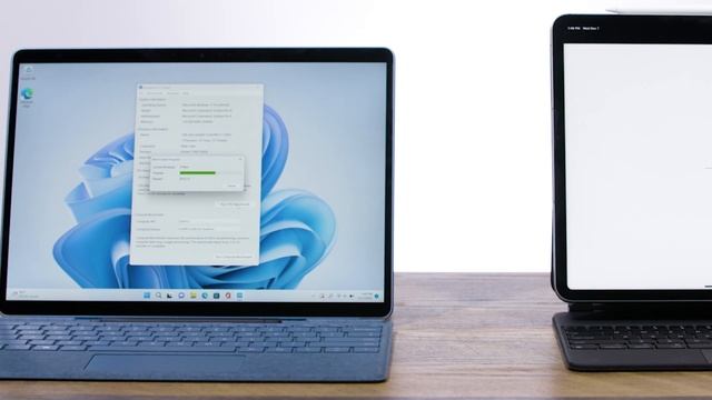 iPad Pro 2022 vs Microsoft Surface Pro 9 смотреть онлайн