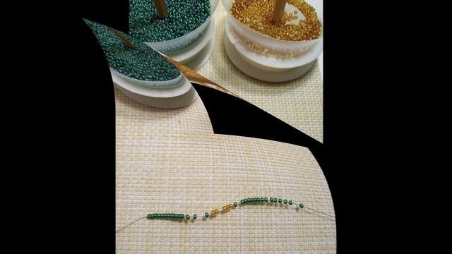 Как сделать розу из бисера.Мастер-класс. смотреть онлайн