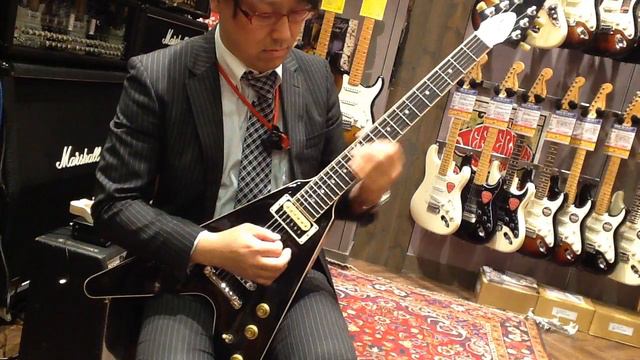 Gibson / Flying V Pro 2016 T Ebony смотреть онлайн