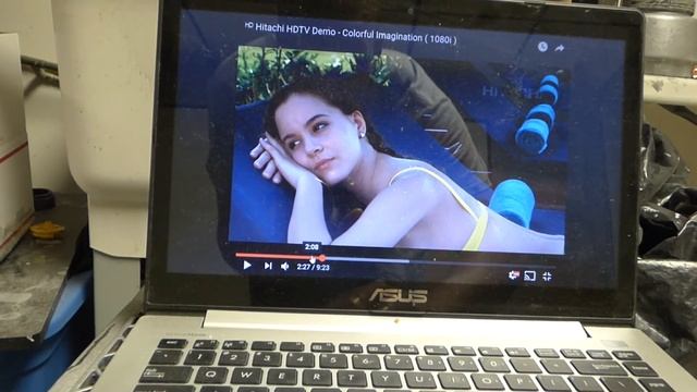SCREEN PAINTS VS OUR NEW TECHNOLOGY IN PROJECTION SCREENS WHICH ONE BETTER? смотреть онлайн