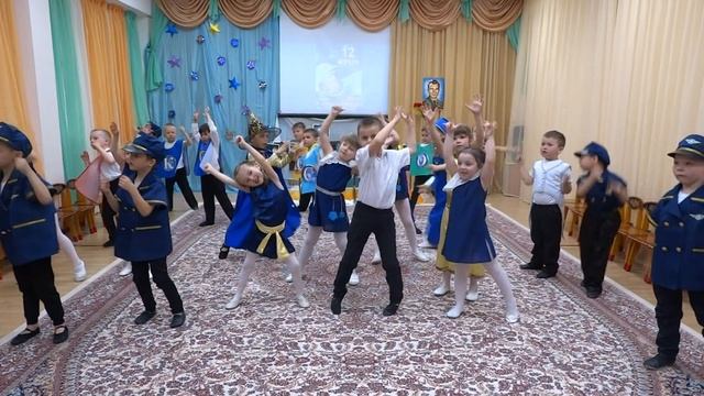 День космонавтики 2021 г. Мы живем на прекрасной планете. смотреть онлайн