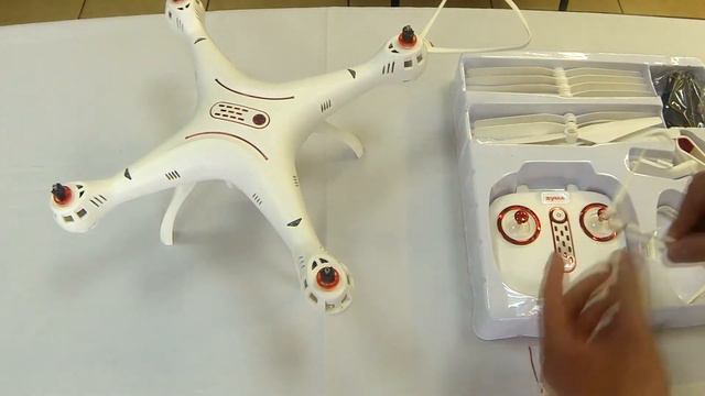 Квадрокоптер Syma X8SW смотреть онлайн