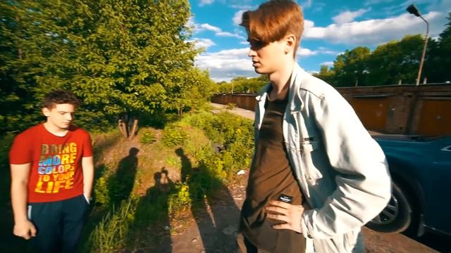 ШКОЛЬНИКИ РАЗБИЛИ МАШИНУ БЕДНОМУ ШКОЛЬНИКУ. РАЗБОРКИ СО ШКОЛЬНИКАМИ смотреть онлайн