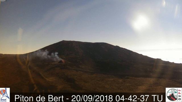 20/9/2018 WITA - Mt Piton de la Fournaise TimeLapse смотреть онлайн