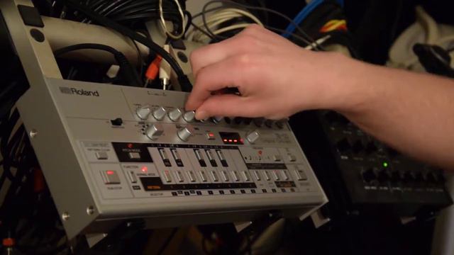 Roland TB-03 1st Test смотреть онлайн