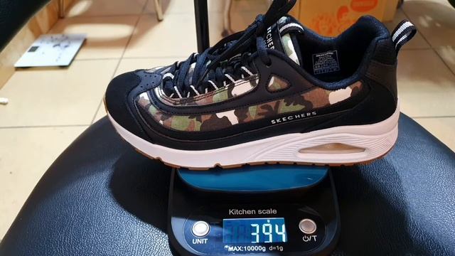 Skechers Uno смотреть онлайн