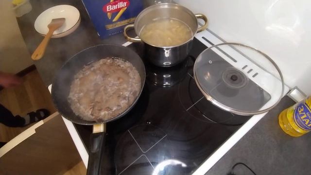 Макароны по Флотски с Фаршем, Грибами и томатным соусом #втренде #готовимдома #foodblogger смотреть онлайн