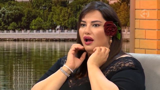 Roza  Zergerli  Qirmizi Guller