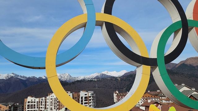 Великолепные горы Сочи в ожидании горнолыжного сезона смотреть онлайн