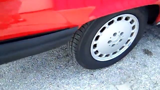 Krossbonez Kustom & Scallawaggs Graphix - Focus ZX3 + 1983 Red Mercedes смотреть онлайн