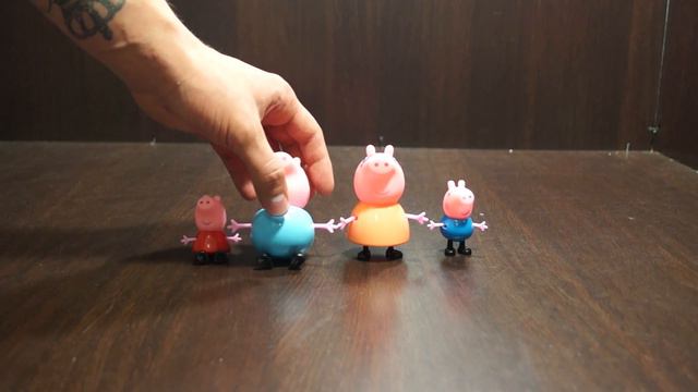 00516 inmagig.ru Игрушка Peppa Pig , Семья Пеппы . смотреть онлайн