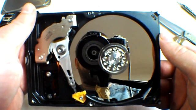Что Сделать Из СТАРОГО Жесткого Диска? Делаем ПЕПЕЛЬНИЦУ Из Харда Western Digital На 320ГБ