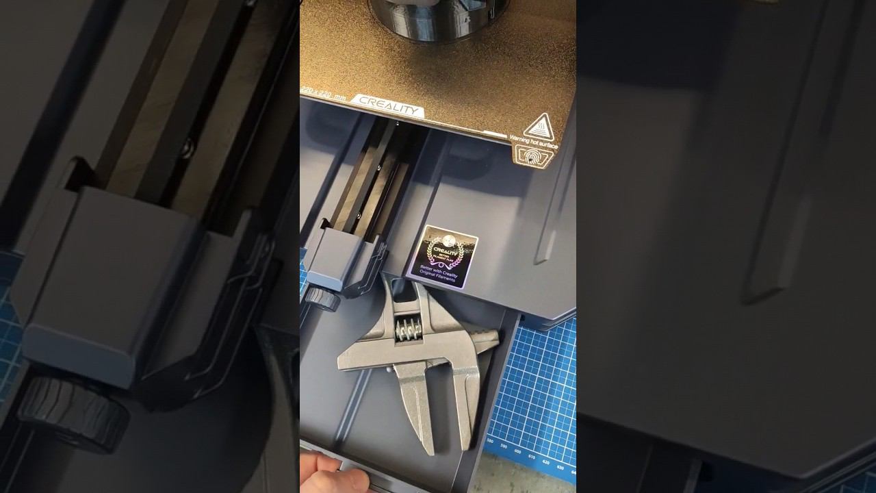 Creality CR-SE - дрыги могут... #3дпечать #3дпринтер #уголоктехнаря смотреть онлайн