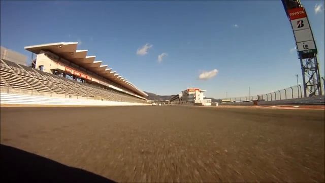 20131215 FSW Digest 地上画面 【Renault Twingo R.S. CUP】 смотреть онлайн