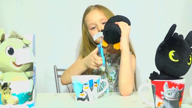 Маленькие герои ищут своих друзей DreamWorks Обзор Видео для детей // Kisa Alisa смотреть онлайн