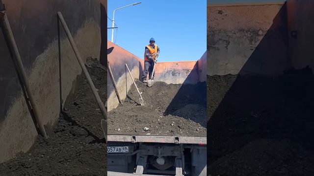 Как промывают денги в СУСУМАНЕ ДОРОЖНАЯ СЛУЖБА. смотреть онлайн