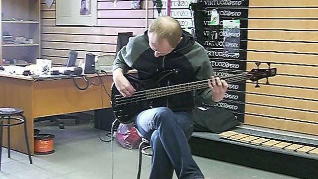 Ibanez SR800 смотреть онлайн