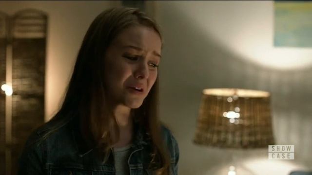 Supergirl 3x06 Young Kara talks to ´´J´onn смотреть онлайн