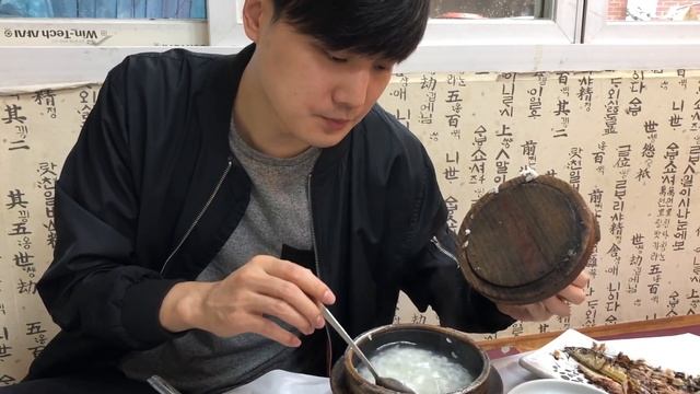 Traditional Korean Meal in Icheon ? 캐나다 아내의 첫 이천쌀밥 반응은? 조카를 감동시킨 어린이날 선물! смотреть онлайн