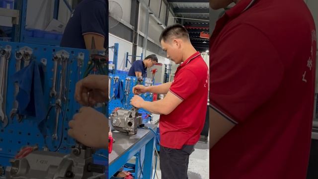 Bosch Rexroth Hydraulic Piston Pumps A10vso Series Industrial Adaptability смотреть онлайн