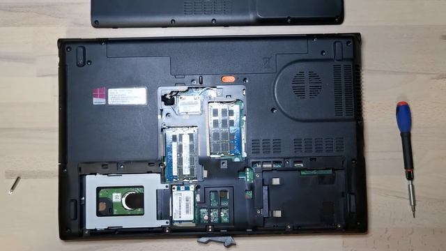 Acer Aspire V3-772G глубокая модернизация ноутбука. У величение ситемного диска в 8 раз. смотреть онлайн