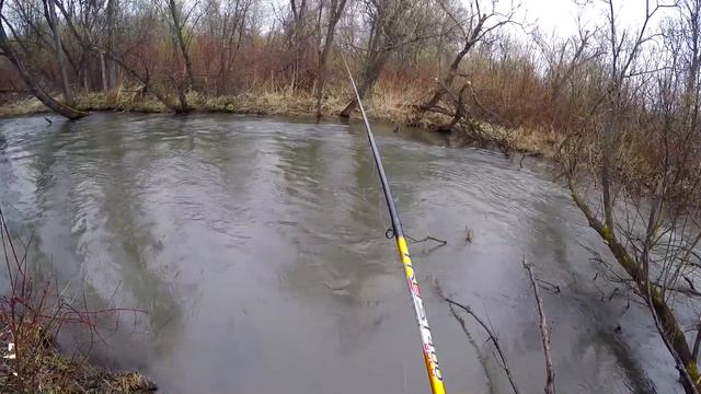рыбалка на хариуса - проверка ельцовой ямы рано!!!!! смотреть онлайн
