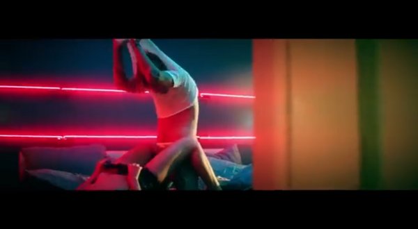 Justin Bieber - What Do You Mean