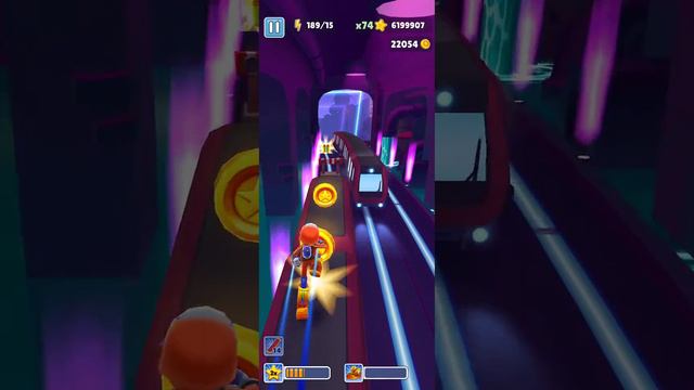 Занял 1 место по России. В Subway Surfers смотреть онлайн