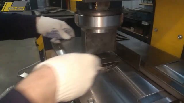 Пробивка вентиляционных жалюзей смотреть онлайн