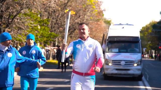 Эстафета огня в Ставрополе | The Winter Universiade 2019 Flame in Stavropol смотреть онлайн