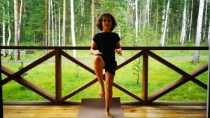 Упражнение «Перекрёстные шаги»