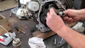 Honda GX390 Smoking How To Replace Rings, Reseat valves and Replace Valve Seal Easy DIY