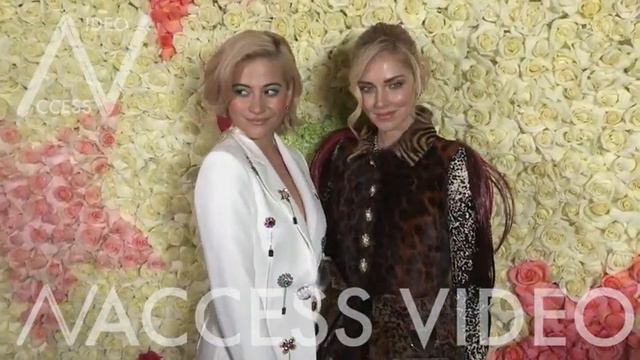 Melissa George, Pixie Lott and more at Schiaparelli Fashion Show - Photocall смотреть онлайн