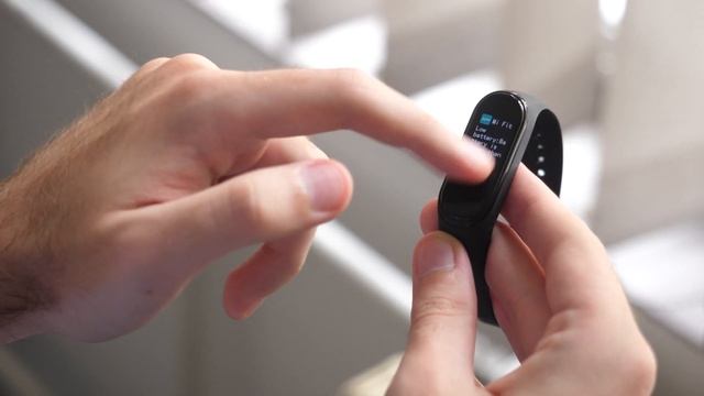 Xiaomi Mi Band 4: Vyplatí se upgrade? - [recenze] смотреть онлайн
