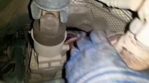 мицубиси оутлендер полукольцо приемной трубы,замена