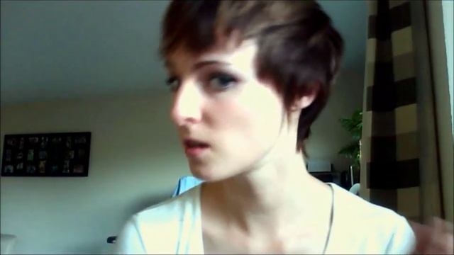 Styling my growing out Pixie Cut! 2 months later! смотреть онлайн
