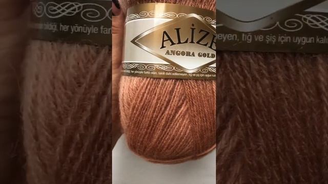 Подробный обзор пряжи Alize Angora Gold(Полушерсть с ангорой) №102 Сухая роза смотреть онлайн