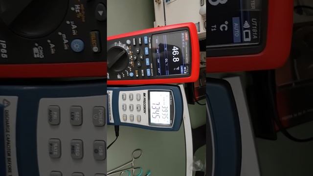 Capacitor ESR at 120Hz смотреть онлайн